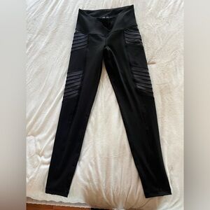 NWOT Old Navy Elevate black leggings with faux leather accents